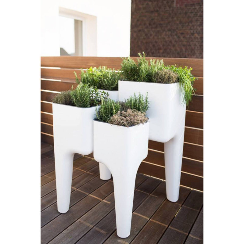 Orren Ellis Dillingham XL 8Piece Polyurethane Foam Pot Planter Set